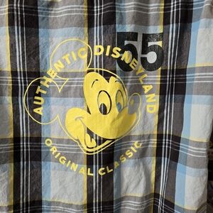 DisneyParks Plaid Short Sleeve Disneyland 1955 ButtonDown Shirt Size Men's